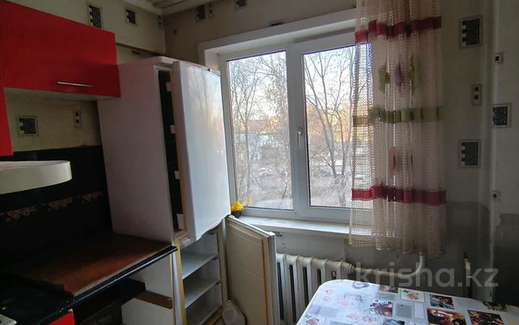 4-бөлмелі пәтер · 60 м² · 3/5 қабат, Беспалова 49, бағасы: 150 000 ₸ в Усть-Каменогорске — фото 2
