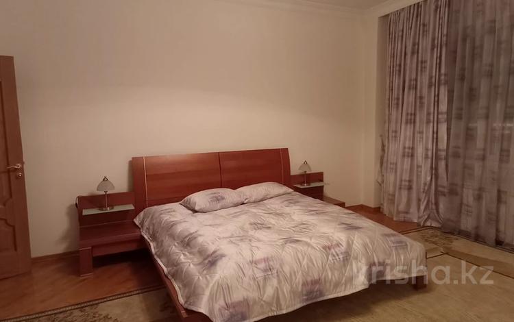 4-бөлмелі пәтер · 208.9 м² · 7/20 қабат, Республики 3/2, бағасы: 1.5 млн ₸ в Астане — фото 2