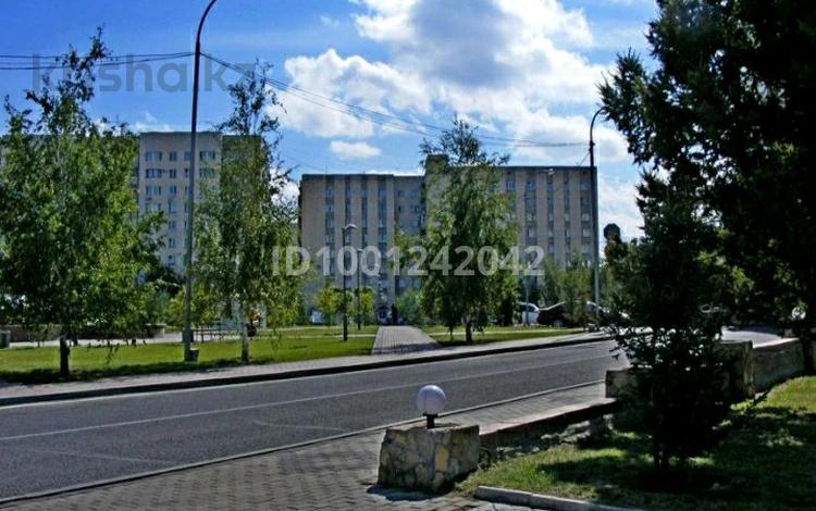 3-комнатная квартира · 81 м² · 9/9 этаж, мкр Новый Город, Назарбаева 43 — КарГТУ за ~ 28 млн ₸ в Караганде, Казыбек би р-н — фото 2