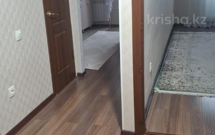 1-бөлмелі пәтер · 39.9 м² · 1/5 қабат, Алтын орда ш/а., Тауелсиздик, бағасы: 20 млн ₸ в Актобе, мкр. Алтын орда — фото 2