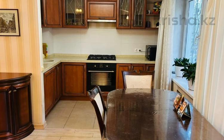 3-комнатная квартира · 106 м² · 2/8 этаж, Достык 40 — Кабанбай батыра за 105 млн ₸ в Алматы, Медеуский р-н — фото 28