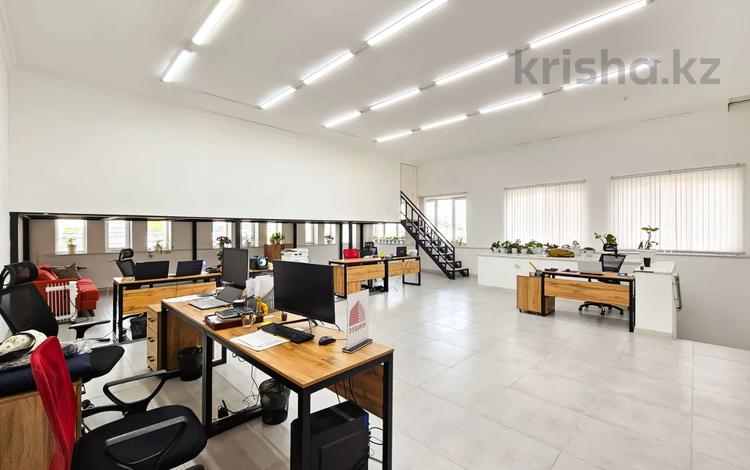 Свободное назначение, офисы, магазины и бутики, склады, азс, автосервисы и автомойки, общепит, салоны красоты, сельское хозяйство, бани, гостиницы и зоны отдыха, медцентры и аптеки, образование, развлечения · 1013 м² за 295 млн 〒 в Алматы, Жетысуский р-н — фото 34