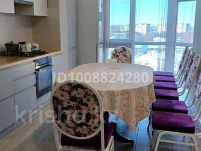 2-комнатная квартира · 73 м² · 8/9 этаж, Вокзальная 4 за 38 млн 〒 в Уральске