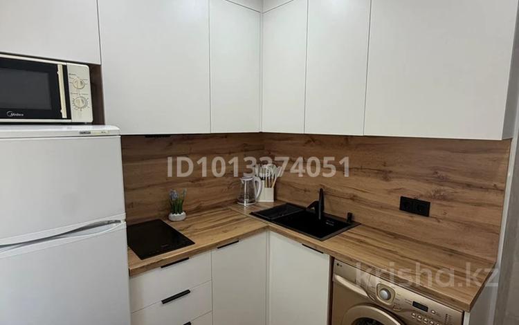 1-комнатная квартира · 32 м² · 2/5 этаж, Набережная Славского 28 за 250 000 ₸ в Усть-Каменогорске, Ульбинский — фото 2