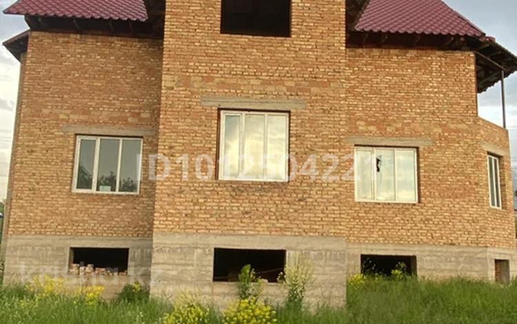 Жеке үй · 8 бөлме · 350 м² · 10 сот., Момышулы 11, бағасы: 35 млн ₸ в Рыскулово — фото 2