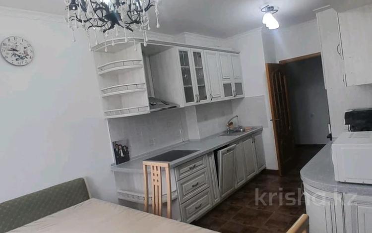 3-комнатная квартира · 94 м² · 4/14 этаж, Сарайшык 5 за 350 000 ₸ в Астане, Есильский р-н — фото 8