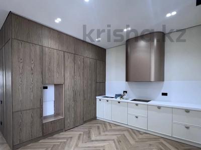 3-комнатная квартира · 108 м² · 17/22 этаж, Акмешит за 165 млн 〒 в Астане, Есильский р-н