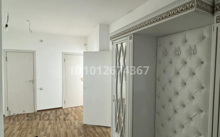 3-бөлмелі пәтер · 85 м² · 12/12 қабат, 9 улица 38-2 — Кангесс холға напротив, бағасы: 135 000 ₸ в Туркестане — фото 2