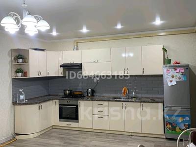 1-комнатная квартира · 70 м² · 2/4 этаж, мкр Северо-Восток, Айталиева 11/2 — 31 школа за 12 000 ₸ в Уральске