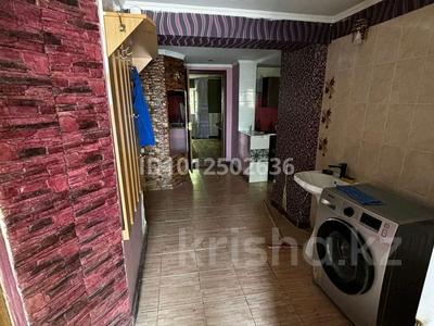 2-бөлмелі пәтер · 60 м² · 1/5 қабат, 11-й микрорайон, 11-й микрорайон 163, бағасы: 150 000 ₸ в Шымкенте, Енбекшинский р-н
