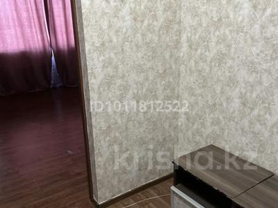 1-комнатная квартира · 40 м² · 1/9 этаж, Мкр. Шапагат 8 за 130 000 〒 в Караганде, Казыбек би р-н