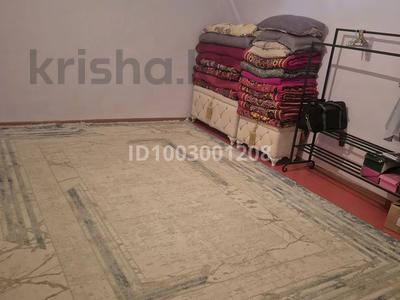 Отдельный дом · 6 комнат · 143 м² · 10 сот., Ұлытау 46 — Самал 1 . Ана мен бала аллеясымен кіреді.Мөлтек полеклиникасы жақын за 16 млн 〒 в Сарыагаш