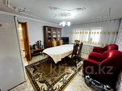 Отдельный дом · 3 комнаты · 100.4 м² · 7 сот., Западная за 25.5 млн 〒 в Семее, Красный Кордон