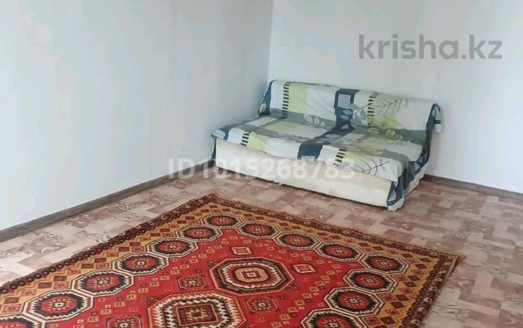 2-бөлмелі пәтер · 44 м² · 4/4 қабат, Авиагородок 12 — Возле казгидромед, бағасы: 120 000 ₸ в Актобе, мкр Авиагородок — фото 2