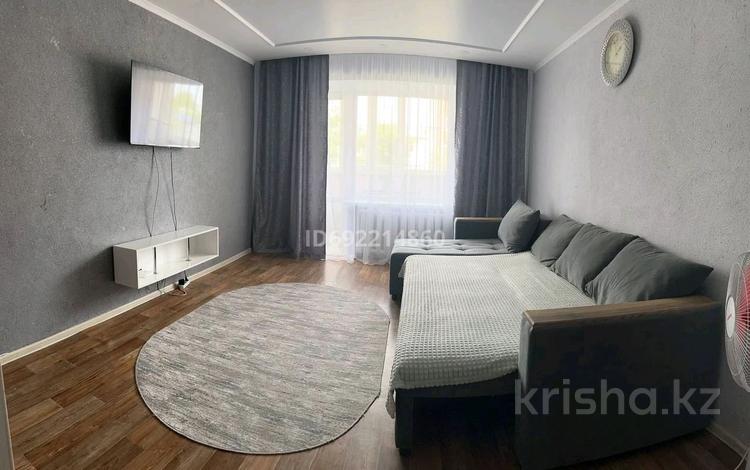 1-комнатная квартира, 30 м², 1/6 этаж посуточно, Дзержинского 56 — Пушкина за 10 000 〒 в Костанае — фото 2