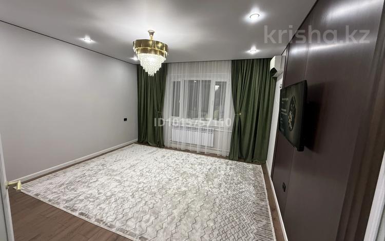 3-бөлмелі пәтер · 70.2 м² · 4/5 қабат, Абая 42, бағасы: 27 млн ₸ в Сатпаев — фото 2