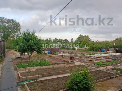 Дача · 3 комнаты · 55 м² · 12 сот., мкр Михайловка , Цветочная 2/5 — 8ая. магистраль за дск в сторону актаса. за 5.5 млн 〒 в Караганде, Казыбек би р-н