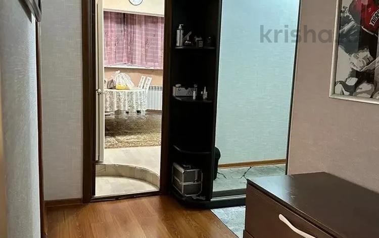 2-бөлмелі пәтер · 54 м² · 9/9 қабат, мкр Жетысу-1, бағасы: 35.5 млн ₸ в Алматы, Ауэзовский р-н — фото 2