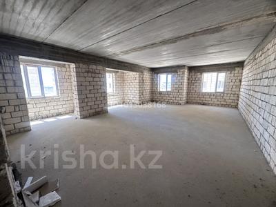 2-бөлмелі пәтер · 76 м² · 5/8 қабат, 29а ш/а. 38/8 — Нұраплаза мен аққаланың ортасында, бағасы: 10 млн ₸ в Актау, 29а мкр