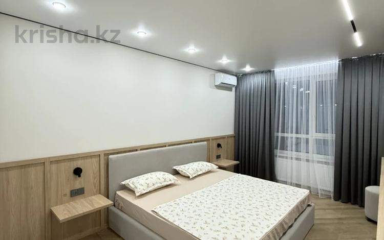 2-комнатная квартира · 70 м² · 10/14 этаж, К. Толеметова 83а — Дендропарк, ЗООПАРК, Байдибек би парк, Dur plaza, кафе Медина за 18 000 ₸ в Шымкенте — фото 2