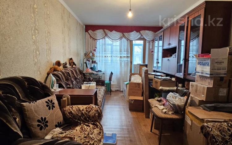 2-комнатная квартира, 45 м², 2/5 этаж, Олжабай Батыра 11 за 14 млн 〒 в Павлодаре — фото 2