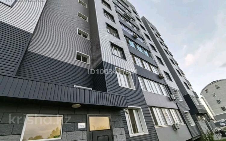 2-бөлмелі пәтер · 70 м² · 8/9 қабат, Сатпаева 30Г, бағасы: 26.5 млн ₸ в Таразе — фото 2