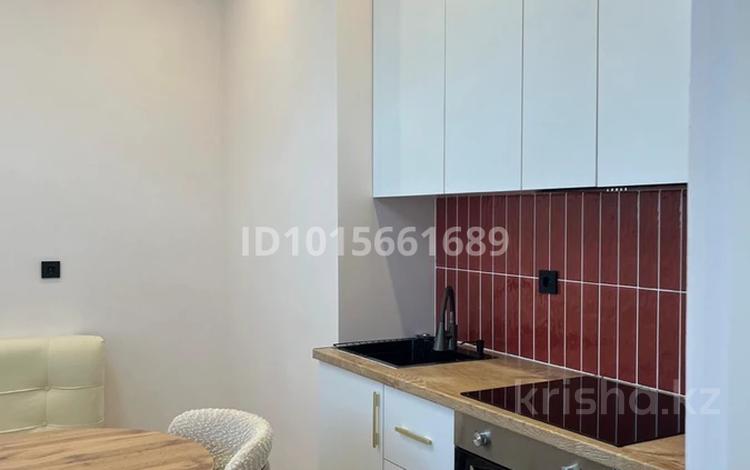 1-комнатная квартира · 40 м² · 17/20 этаж, Улы Дала 29/1 — Толе Би 20 за 250 000 ₸ в Астане, Нура р-н — фото 2