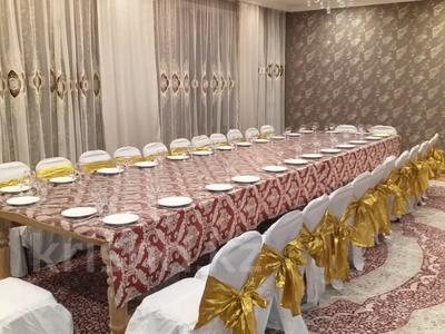 Дом · 9 комнат · 700 м², Талапты за 60 000 〒 в Алматы, Бостандыкский р-н