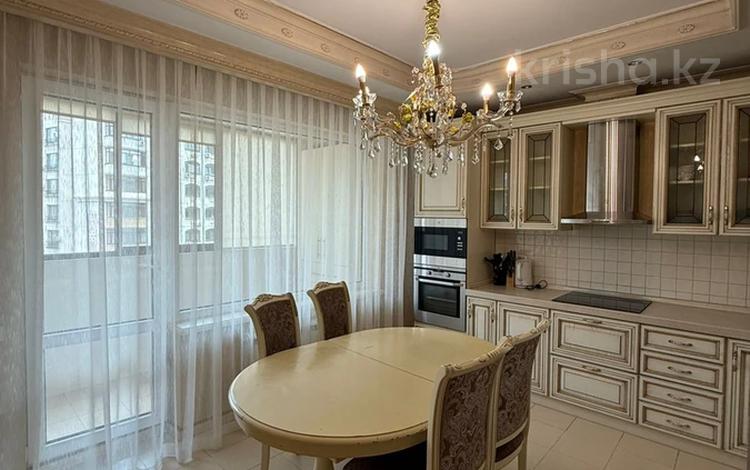 4-комнатная квартира · 100 м² · 5/15 этаж, Ходжанова 76 за 750 000 ₸ в Алматы, Бостандыкский р-н — фото 2