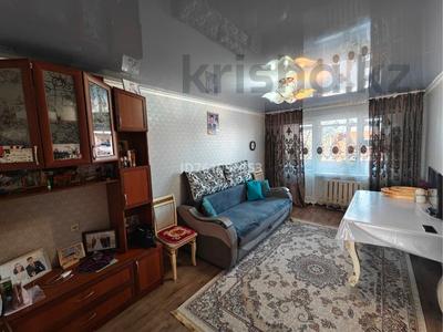 2-комнатная квартира · 45 м² · 5/5 этаж, Майкудук, 14й микрорайон — Автостанция майкудук за 8.5 млн 〒 в Караганде, Алихана Бокейханова р-н