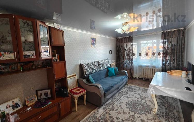 2-комнатная квартира · 45 м² · 5/5 этаж, Майкудук, 14й микрорайон — Автостанция майкудук за 8 млн 〒 в Караганде, Алихана Бокейханова р-н — фото 2