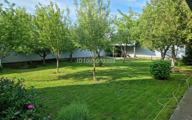 Отдельный дом · 6 комнат · 400 м² · 8.5 сот., мкр Калкаман-2 85 — Кабылбаева 85 за 133 млн ₸ в Алматы, Наурызбайский р-н — фото 9