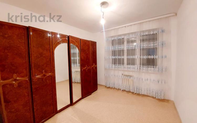 2-комнатная квартира · 60 м² · 6/9 этаж, Гагарина за 90 000 〒 в Уральске — фото 2