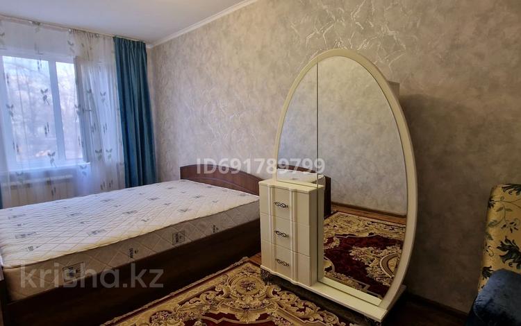 2-комнатная квартира, 45 м², 3/5 этаж помесячно, мкр Орбита-3 за 300 000 〒 в Алматы, Бостандыкский р-н — фото 20