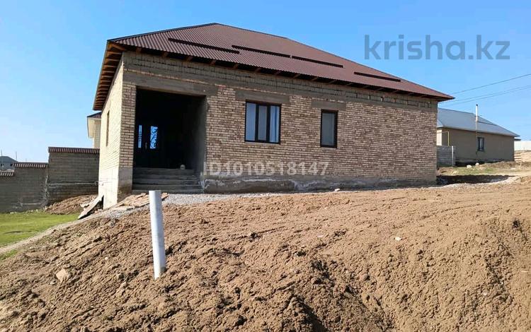 Отдельный дом · 6 комнат · 150 м² · 10 сот., квартал Жулдыз — Асфальт, свет, вода за 25 млн ₸ в Шымкенте, Енбекшинский р-н — фото 2