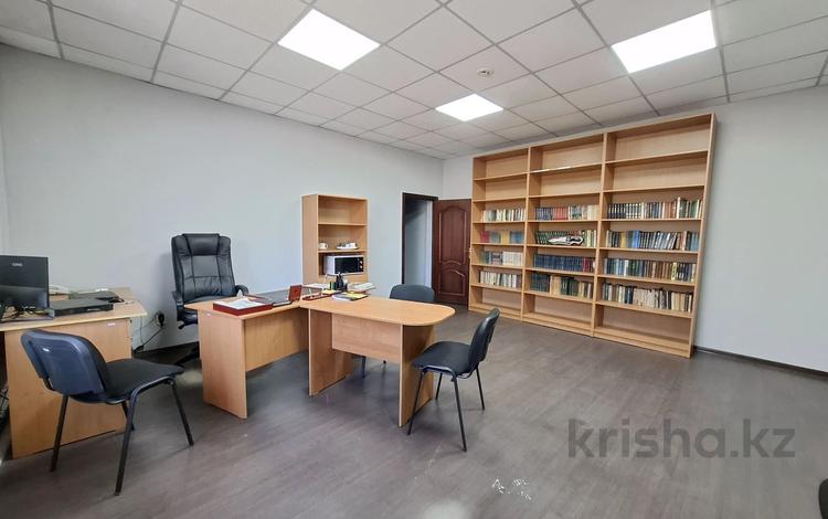 Офисы, склады · 19000 м² за 555 млн ₸ в Караганде, Казыбек би р-н — фото 2
