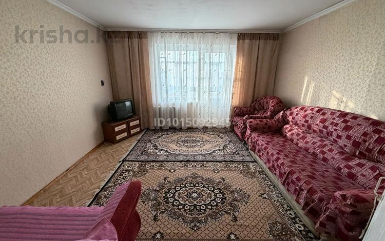 1-бөлмелі пәтер · 38.3 м² · 3/9 қабат, Оборонная — Апрель, бағасы: 130 000 ₸ в Семее — фото 2