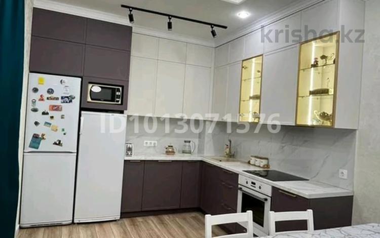 3-бөлмелі пәтер · 77.6 м² · 9/10 қабат, Култегин 11, бағасы: 50 млн ₸ в Астане, Нура р-н — фото 2