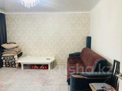 2-комнатная квартира · 54 м² · 4/5 этаж, мкр Юго-Восток, мкр Степной 2 за 23 млн 〒 в Караганде, Казыбек би р-н