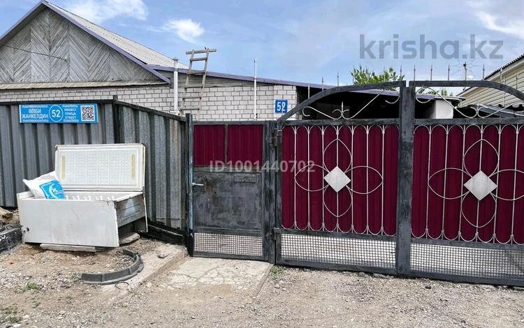 Часть дома · 4 комнаты · 101.5 м² · 5.75 сот., Жангелдина 52 — Дом зади КТЛ , Абая-Жангелдина за 40 млн 〒 в Жезказгане — фото 2