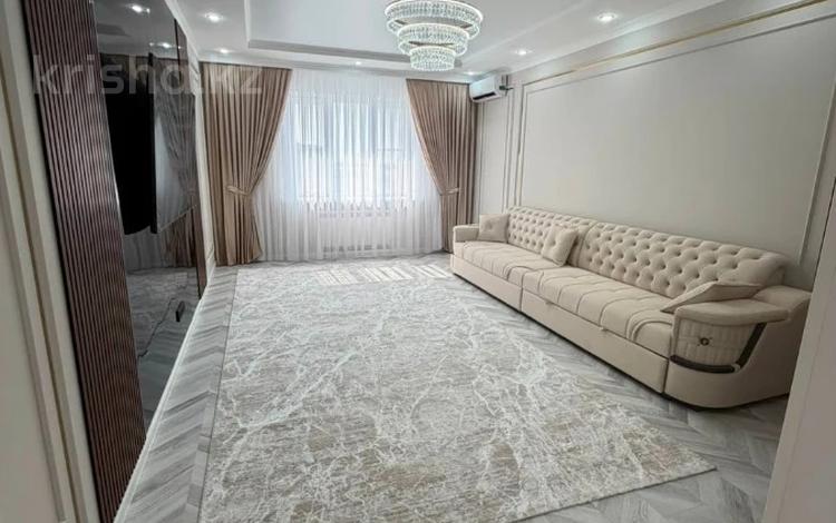 3-бөлмелі пәтер · 110 м² · 8/10 қабат, Алтын орда ш/а., Алии Молдагуловой пр-т, бағасы: 57 млн ₸ в Актобе, мкр. Алтын орда — фото 15