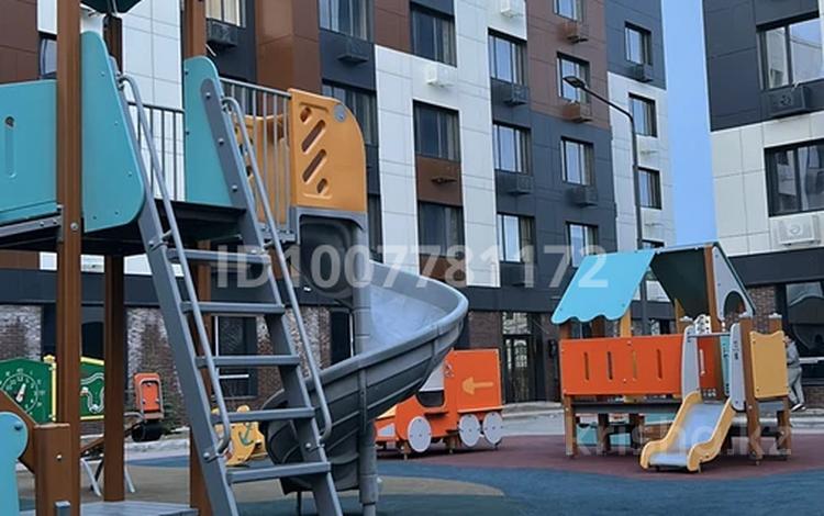2-комнатная квартира · 74.7 м² · 4/5 этаж, мкр Нурсая, Абулхайр-хана 40 за 35 млн ₸ в Атырау — фото 5