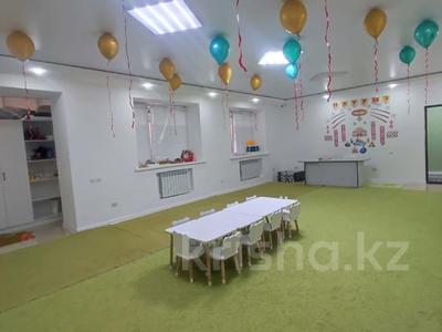 Свободное назначение, офисы, магазины и бутики, общепит, салоны красоты, образование, развлечения · 241 м² за 102 млн ₸ в Актобе, мкр. Алтын орда