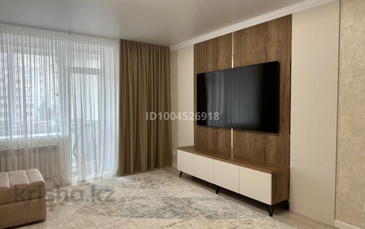 3-комнатная квартира · 98 м² · 4/10 этаж, Ак.Сатпаева 350/2 — улица Теплова за 61 млн ₸ в Павлодаре — фото 2