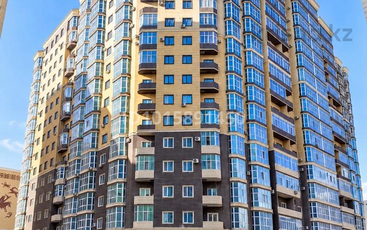 3-комнатная квартира · 110 м² · 15/16 этаж, 16-й мкр , ​16-й микрорайон 64 за 23 млн ₸ в Актау — фото 2