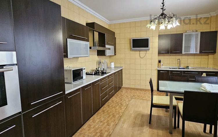 2-комнатная квартира · 75 м² · 9 этаж, Гоголя 2 за 380 000 〒 в Алматы, Медеуский р-н — фото 3
