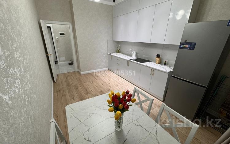 1-комнатная квартира, 40 м², 5/12 этаж, айтматова 77/4