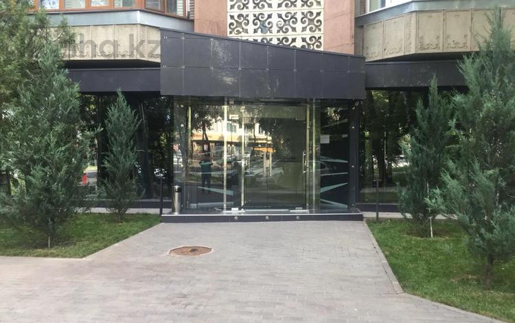 Свободное назначение, офисы, магазины и бутики, склады, азс, автосервисы и автомойки, общепит, салоны красоты, бани, гостиницы и зоны отдыха, фитнес и спорт, медцентры и аптеки, образование, развлечения, конференц-залы, кабинеты и рабочие места, студии · 1325 м² за 7.5 млн ₸ в Алматы, Бостандыкский р-н — фото 2