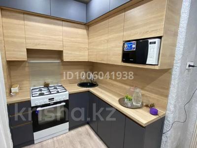 3-комнатная квартира · 67 м² · 1/2 этаж, Пржевальского 78а — Магазин удача за 25 млн 〒 в Семее