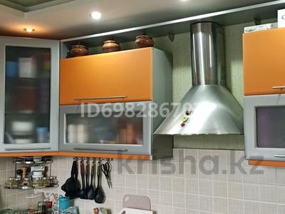 4-бөлмелі пәтер · 77 м² · 8/9 қабат, мкр Юго-Восток, Мкр Юго-Восток, мкр Степной 1 5/49, бағасы: 28 млн ₸ в Караганде, Казыбек би р-н